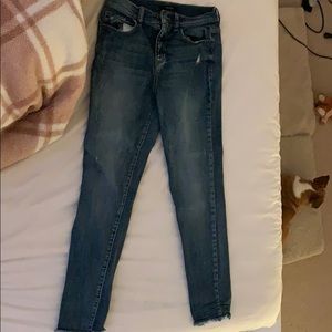 Forever 21 Jeans SIZE 26 with Mini Rips